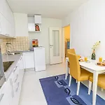 Beautiful Cozy Studio Close To City Center